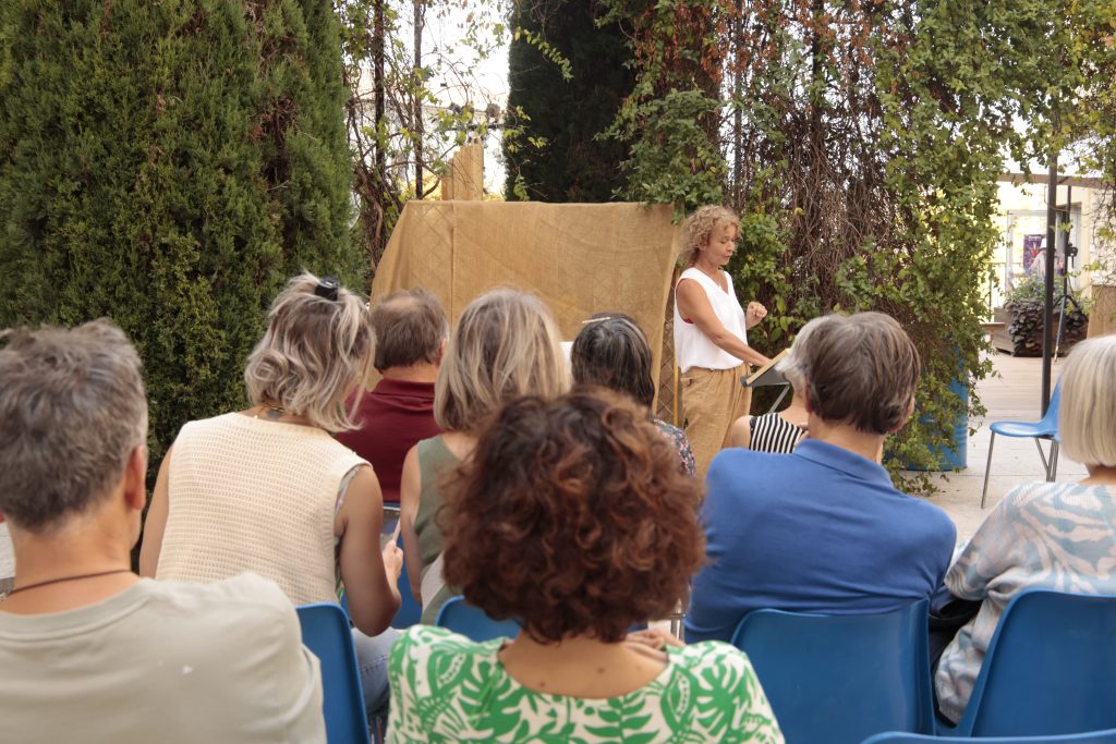 Lectures sur la place de la République